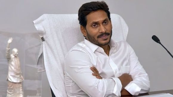 జగనన్న టెక్‌ఫోర్స్.. సోషల్ మీడియాపై వైసీపీ నయా ప్లాన్