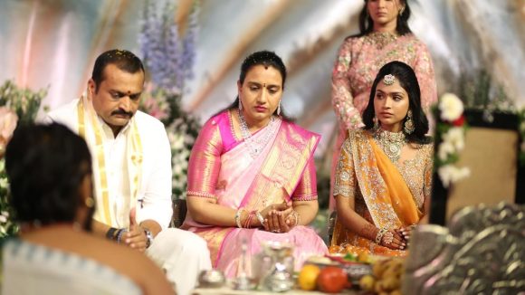 ఘనంగా బండ్ల గణేష్ కూతురి నిశ్చితార్థం… హాజరైన సినీ ప్రముఖులు!