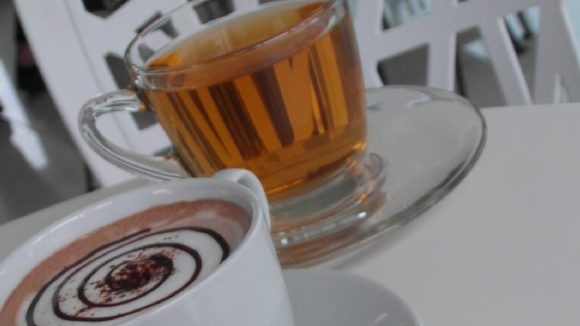 Coffee vs Green Tea: కాఫీ లేదా గ్రీన్ టీ.. ఈ రెండింట్లో ఏది ఉదయం తాగితే ఎక్కువ ఆరోగ్యం?