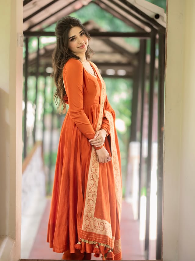 Krithi Shetty (Source /instagram) Krithi Shetty Photo Gallery