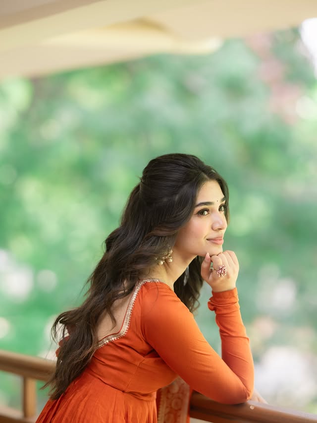 Krithi Shetty (Source /instagram) Krithi Shetty Photo Gallery