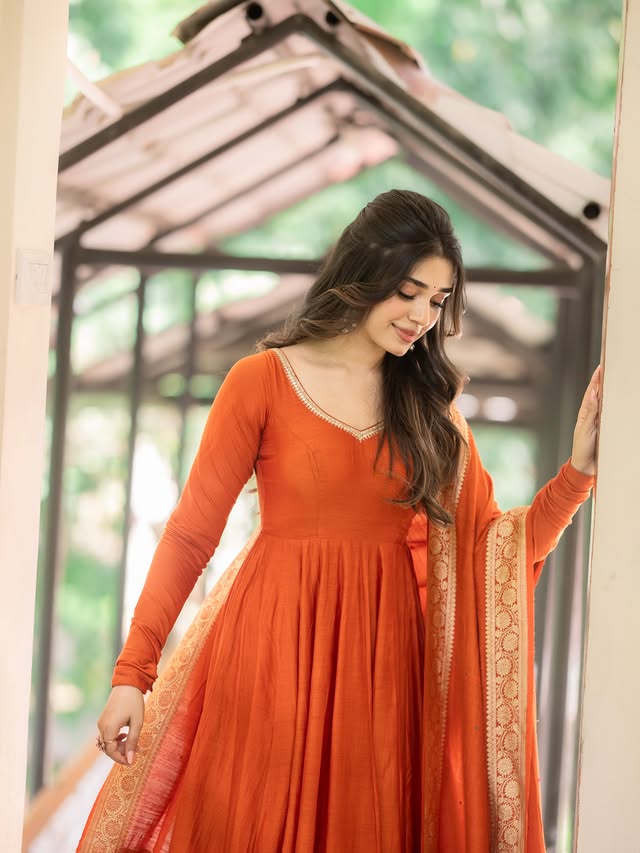 Krithi Shetty (Source /instagram) Krithi Shetty Photo Gallery