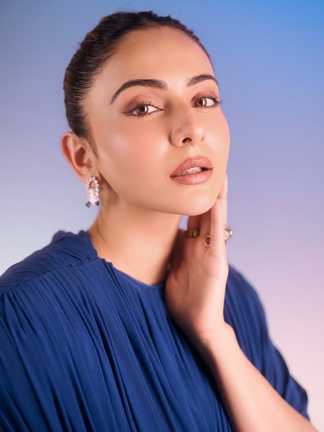 Rakul Preeth Singh (Source /Instagram) Rakul Preeth Singh Photo Gallery