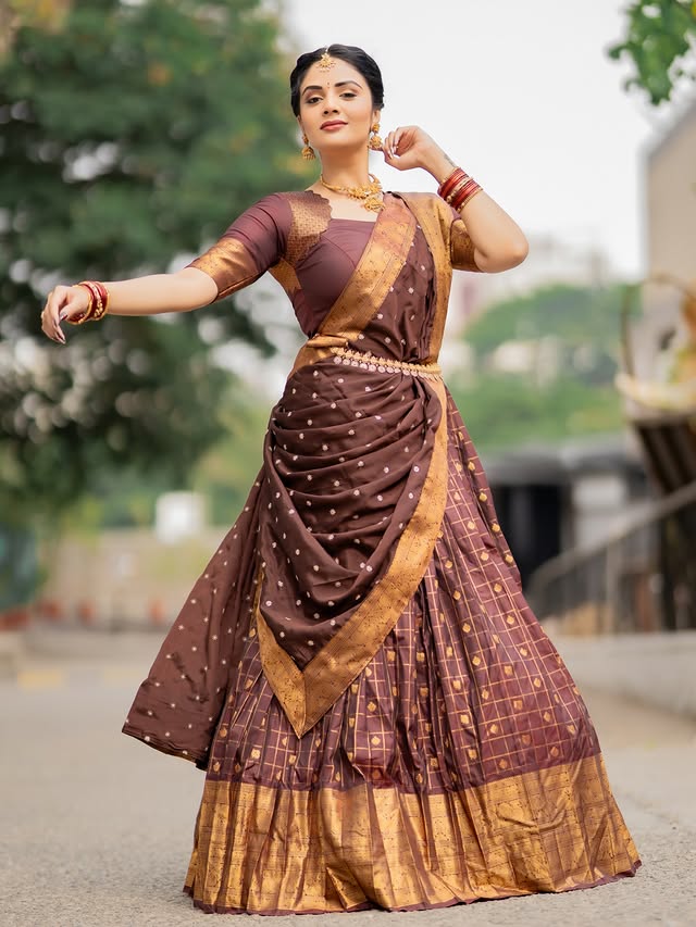 Sreemukhi Photo Gallery