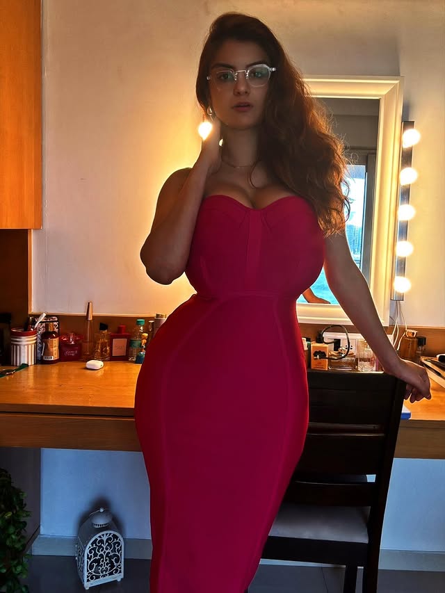 Anveshi Jain ( Source / Instagram) Anveshi Jain Photo Gallery