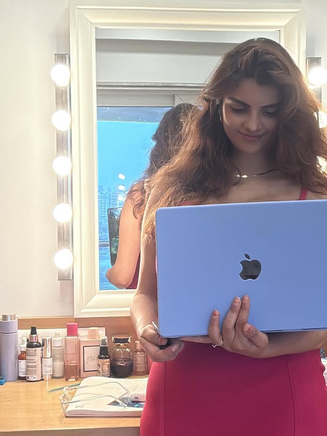 Anveshi Jain ( Source / Instagram) Anveshi Jain Photo Gallery