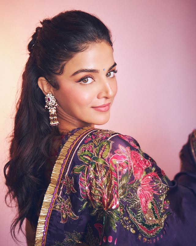 Wamiqa Gabbi ( Source / Instagram) Wamiqa Gabbi Photo Gallery