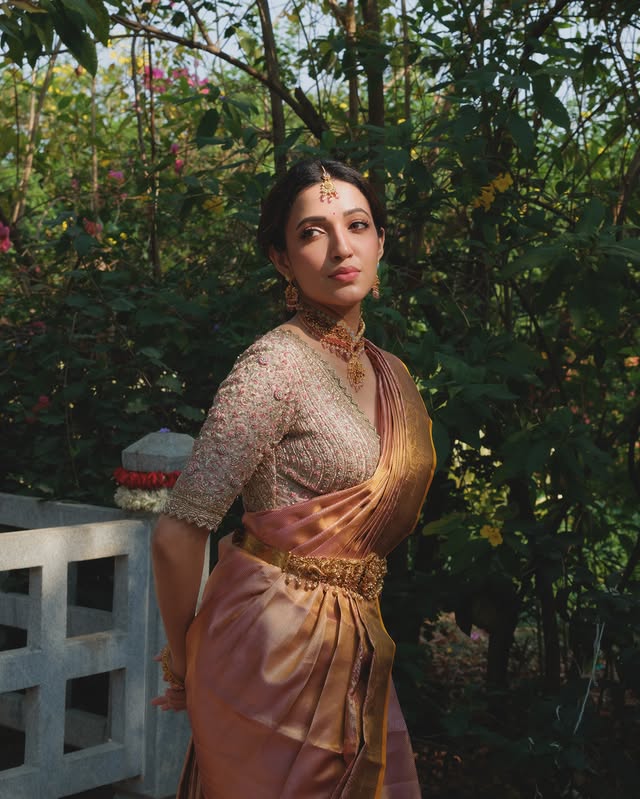 Neha Shetty ( Source / Instagram ) Nehashetty Photo Gallery