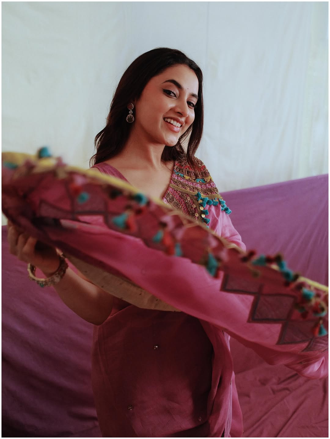 Priyanka Mohan( Source/ Instagram) Priyanka Mohan Photo Gallery