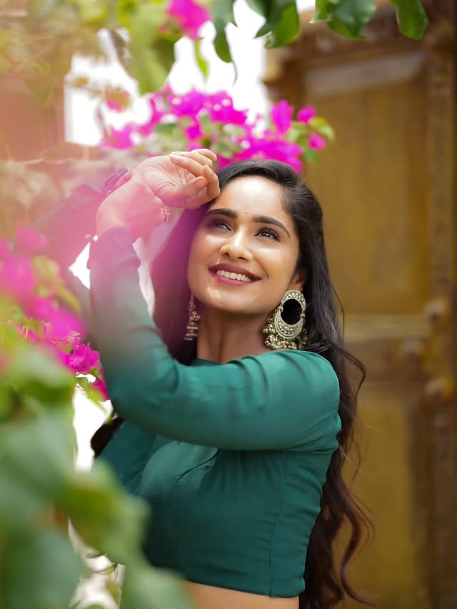 Tejeswini Gowda ( Source / Instagram ) Tejeswini Gowda photo gallery