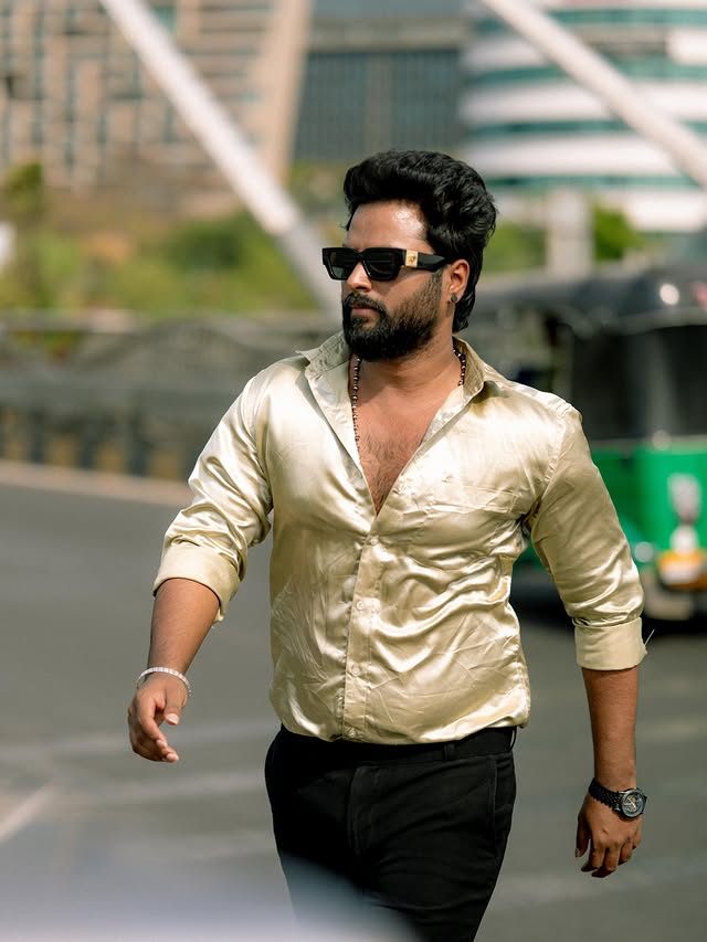 Deepak Kumar ( Source / Instagram ) Deepak Kumar photo Gallery