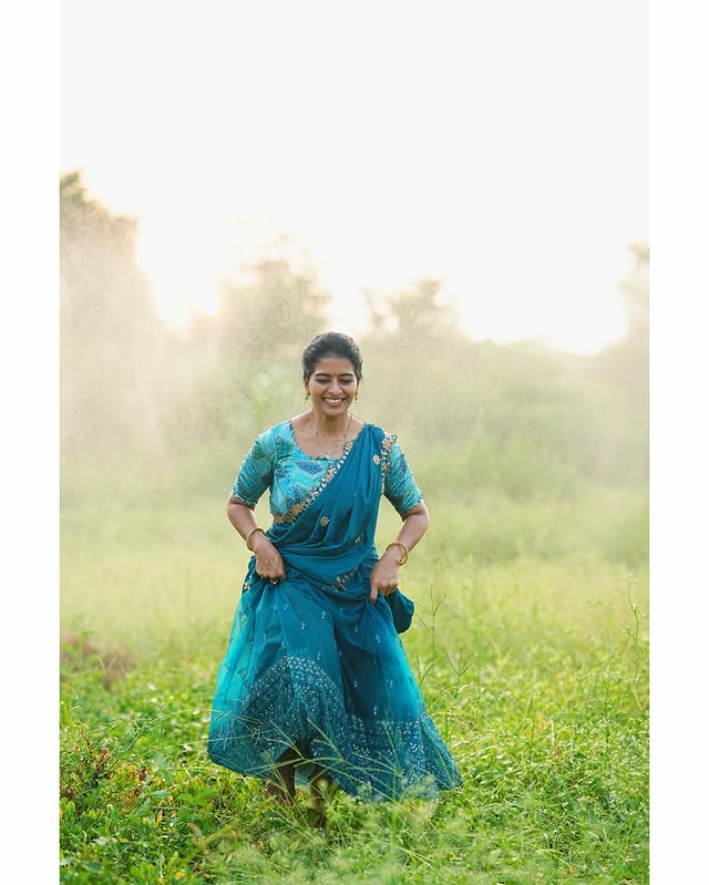 Anshu Reddy ( Source / Instagram ) Anshu Reddy Photo Gallery
