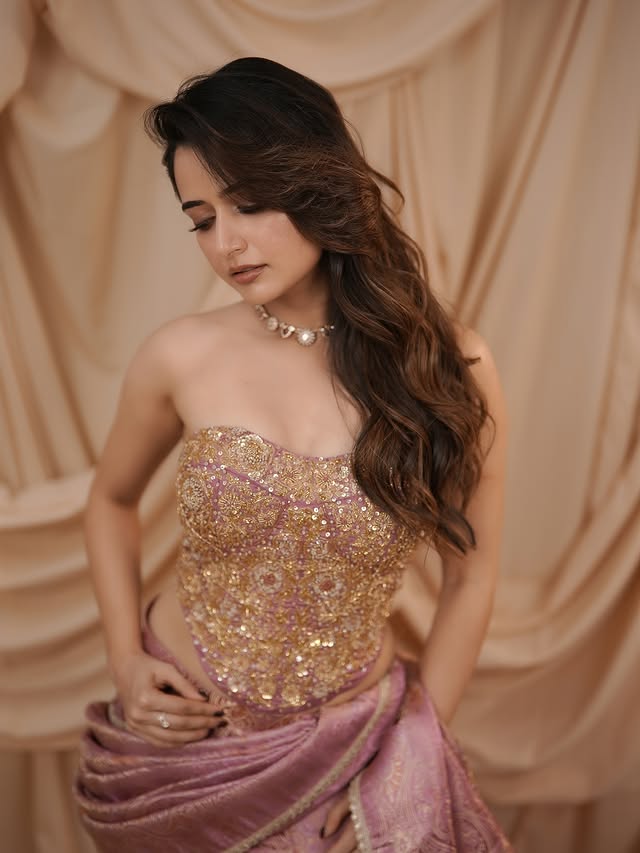 Ashika Ranganath (Source /Instagram) Ashika Ranganath Photo Gallery