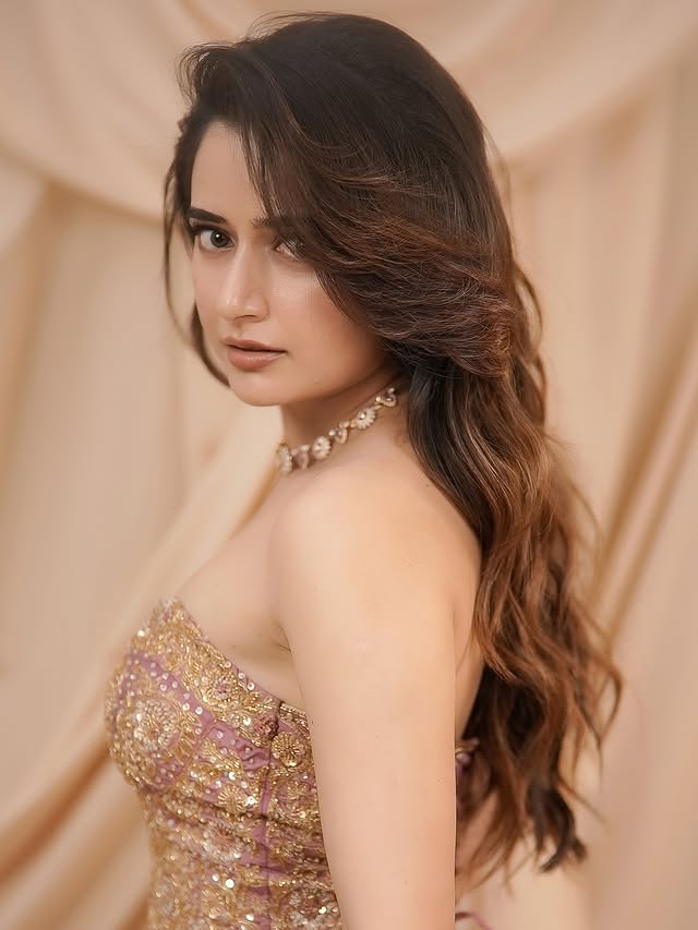 Ashika Ranganath (Source /Instagram) Ashika Ranganath Photo Gallery