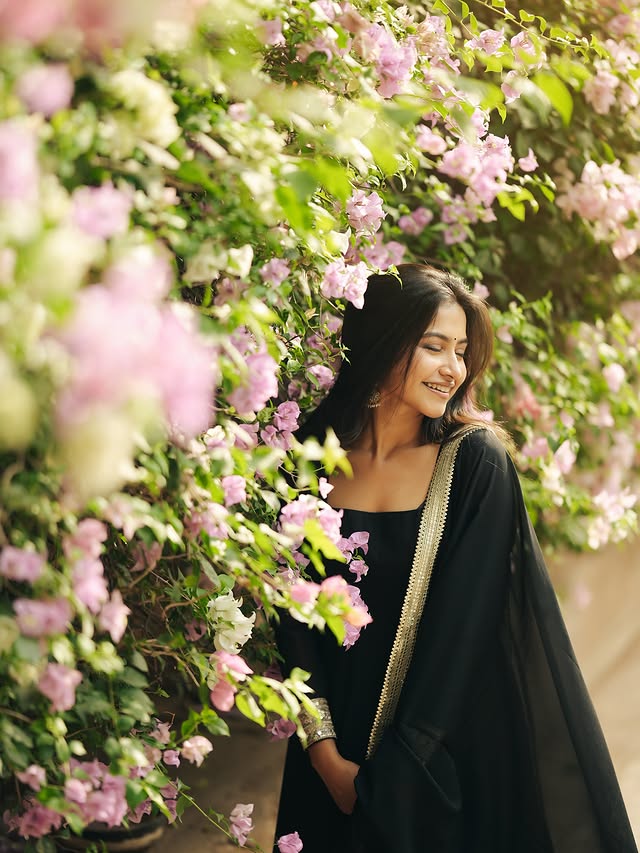 Krithika Umashankar ( source/ Instagram) Krithika Uma Sankar photo Gallery