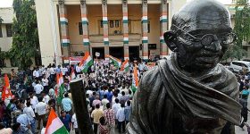 గాంధీ భవన్‌లో ఫిరోజ్‌ఖాన్‌, ఉస్మాన్‌ హజ్రీ మధ్య ఘర్షణ.. ఆపై నేతల రియాక్షన్ ఇదే