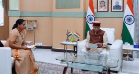 కాగ‌ల కార్యం గవ‌ర్న‌ర్ తీర్చ‌నున్నారా? భూసేక‌ర‌ణ‌పై క‌వితాస్త్రం ఇదేనా? స‌ర్కార్ కాళ్ల‌క‌డ్డం వెనుక ...?