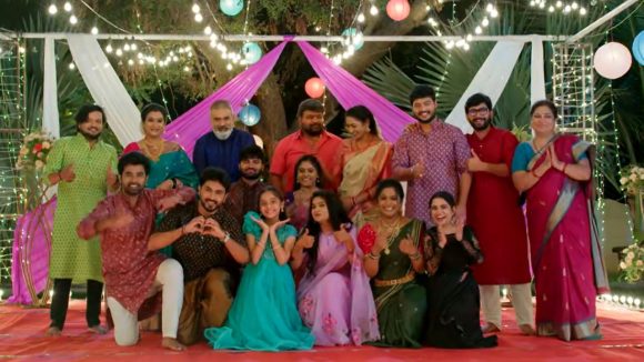 Illu Illaalu pillalu : ‘ ఇల్లు ఇల్లాలు పిల్లలు’ సీరియల్ ఫ్యాన్స్ కు బ్యాడ్ న్యూస్.. కొత్త సీరియల్ స్టార్ట్..