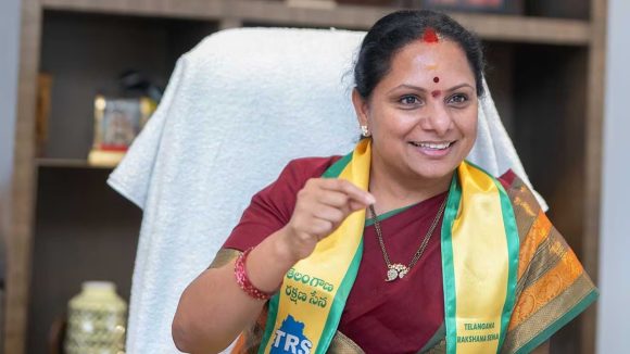 టీఆరెస్ అమ్ముల పొదిలోంచి మ‌రో అస్త్రం..! త్వ‌ర‌లో ప్ర‌క‌టిస్తాన‌న్న క‌విత‌.. ఏమిటా ప‌థ‌కం..!?
