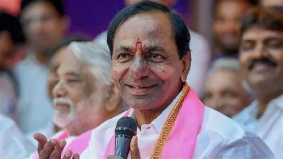 కేటీఆర్ కోరిక మేర‌కే…  ఫామ్‌హౌజ్ నుంచి ఇక ప‌బ్లిక్ మీటింగుల‌కు..!