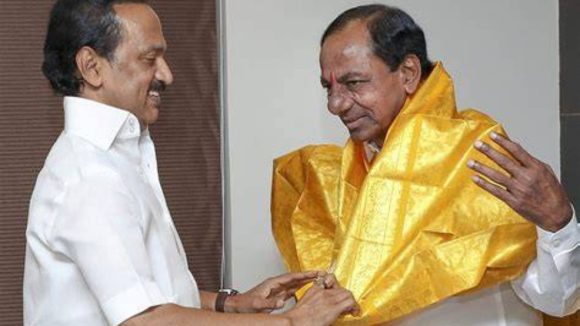 రాజ‌కీయాల‌ను మార్చేస్తున్న హిందుగాళ్లు.. బొందుగాళ్లు.. !