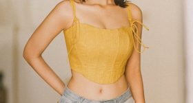 లగ్జరీ ఎలక్ట్రిక్ కారు కొనుగోలు చేసిన బుల్లితెర నటి.. ఖరీదు ఎంతంటే?