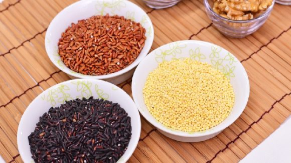 Ancient Grains: మొటిమలు రాకూడదంటే ఈ పురాతన ధాన్యాలు తప్పక తినాలి.. చర్మం గ్లో అవుతుంది