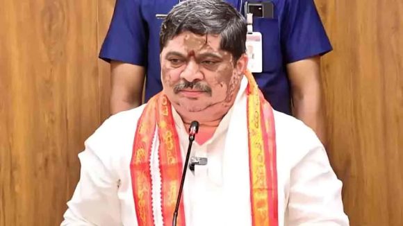 ఊరంతా త‌గ‌ల‌బ‌డినంక‌.. అంతా దుమ్మెత్తిపోసినంక‌.. పొన్నం పుర్స‌త్ కామెంట్‌!