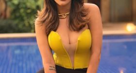 Ashu Reddy : అందాలతో రెచ్చగొడుతున్న అషు.. చూస్తే పిచ్చెక్కిపోవాల్సిందే..