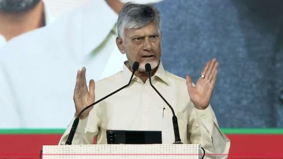 Tirupati Sabha:  జగన్ పార్టీపై సీఎం చంద్రబాబు కీలక వ్యాఖ్యలు..  గొడ్డలి పార్టీకి గోల్ లేదు.. పాయిజన్ మైండ్