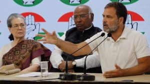 మీనాక్షి నటరాజన్ నామినేషన్ ఇష్యూ, కాంగ్రెస్ హైకమాండ్ సీరియస్.. కేంద్ర ఎన్నికల సంఘంతో నేతలు భేటీ
