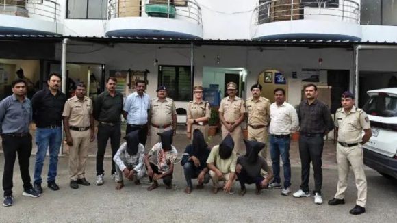 ‘గే’ డేటింగ్ యాప్‌లో పరిచయం.. నమ్మి వెళ్లితే నిలువ దోపిడీ, కిరాతకులు ఏం చేశారంటే?