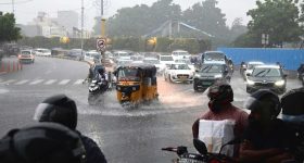 ప్ర‌కాశ్‌రాజ్‌కు ఇక‌పై ఇక్క‌డ‌ సినిమాలు లేవు! అయినా, అత‌ని నోరు మూయించ‌గ‌లరా?