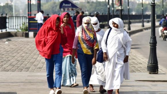 తెలంగాణలో భానుడి ప్రతాపం.. ఆ తర్వాత హైదరాబాద్, సాయంత్రం ఆ జిల్లాలకు అలర్ట్