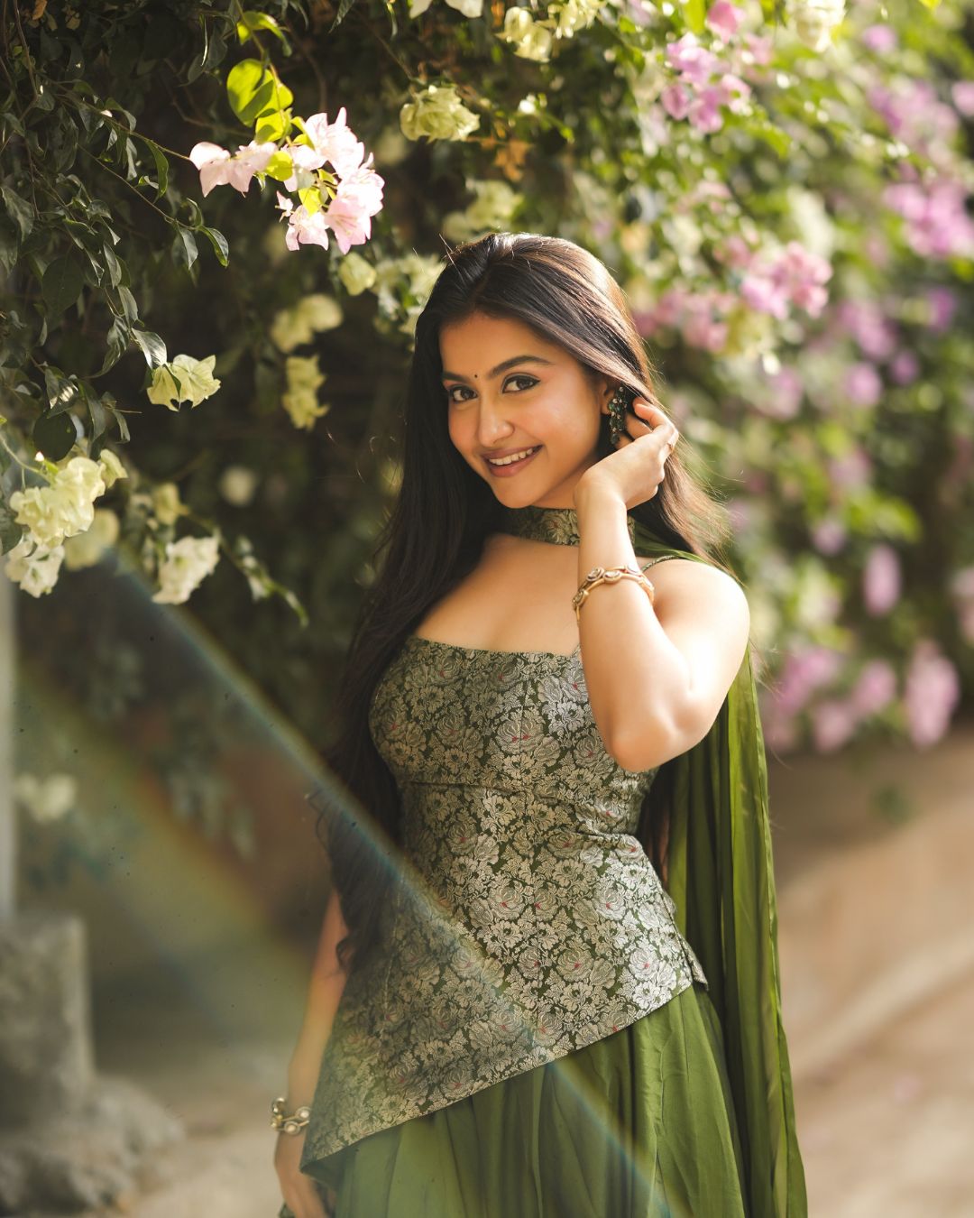 Krithika Umashankar : గ్రీన్ డ్రెస్ లో మెరిసిపోతున్న మహా.. కుర్రాళ్ళు ఫిదా..