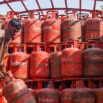 LPG Gas Cylinder Price Hike: సామాన్యుడి జేబుకు చిల్లు.. పెరిగిన గ్యాస్ సిలెండర్ ధరలు, ఎంతంటే