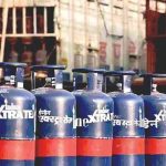 LPG Gas: ఎల్పీజీ గ్యాస్ వినియోగదారులకు  బిగ్ రిలీఫ్.. ఆంక్షలు ఎత్తేసిన కేంద్రం, మరి ధరలు తగ్గుతాయా?