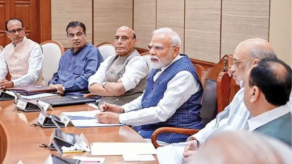 Modi Cabinet: రెండు రోజుల్లో మోదీ కేబినెట్‌లో భారీ మార్పులు,  పలువురికి పదవీ గండం, కొత్తగా వచ్చేదెవరు?
