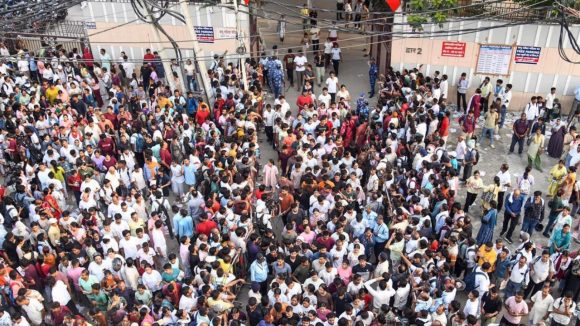 నీట్ రీ-టెస్ట్‌లో ఆసక్తికర విషయాలు.. మున్నాభాయ్ ఎంబీబీఎస్‌లు, 24 మంది అరెస్ట్