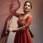 Nabha Natesh : గార్జీయస్ లుక్ లో నభా నటేష్.. మతిపోతుంది మావా..