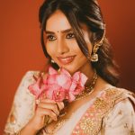 Nabha Natesh : కలువలాంటి కళ్లతో మత్తేక్కిస్తున్న నభా.. ఏముంది మావా..