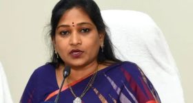 వివాదాల్లో ఇరుక్కొని ఈ యంగ్ హీరోలు కెరియర్ పాడు చేసుకుంటున్నారా?