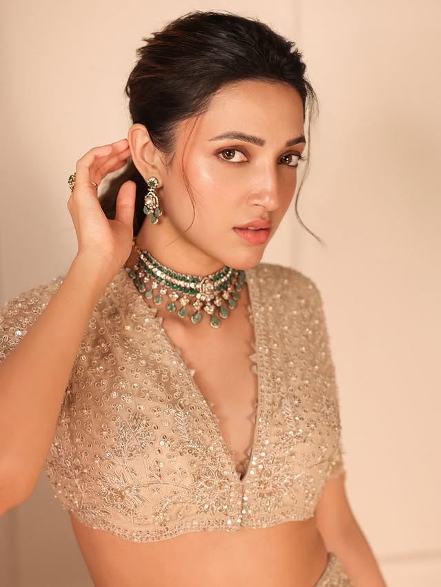 Nehashetty  Photo Gallery