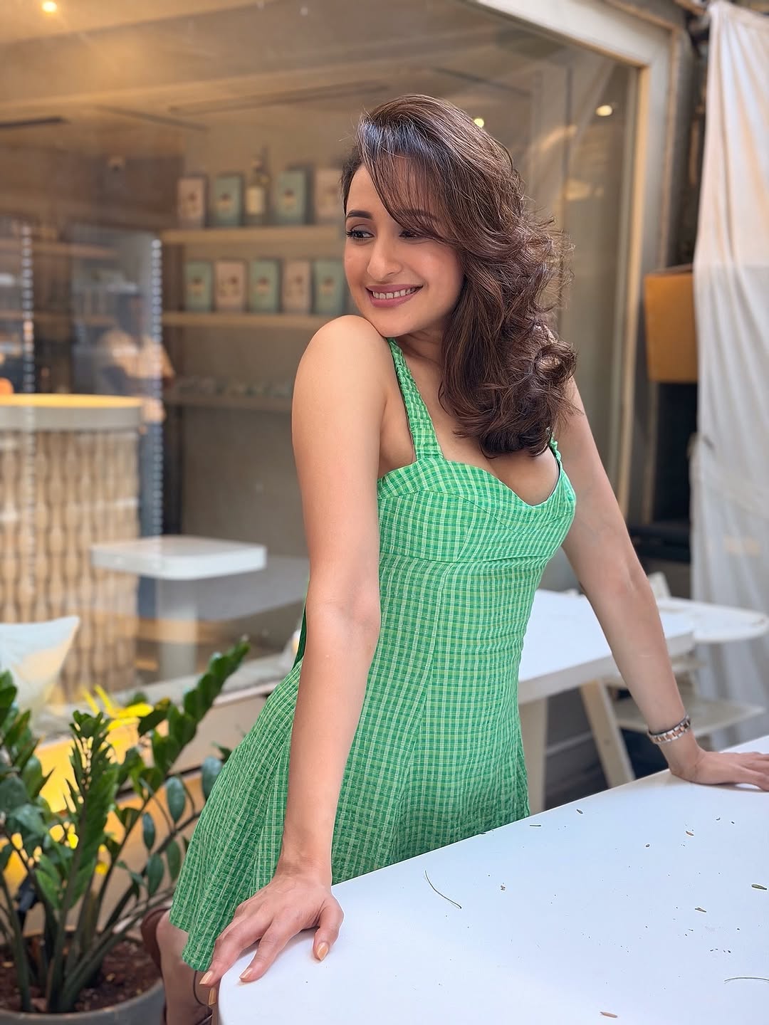 Pragya Jaiswal Photo Gallery