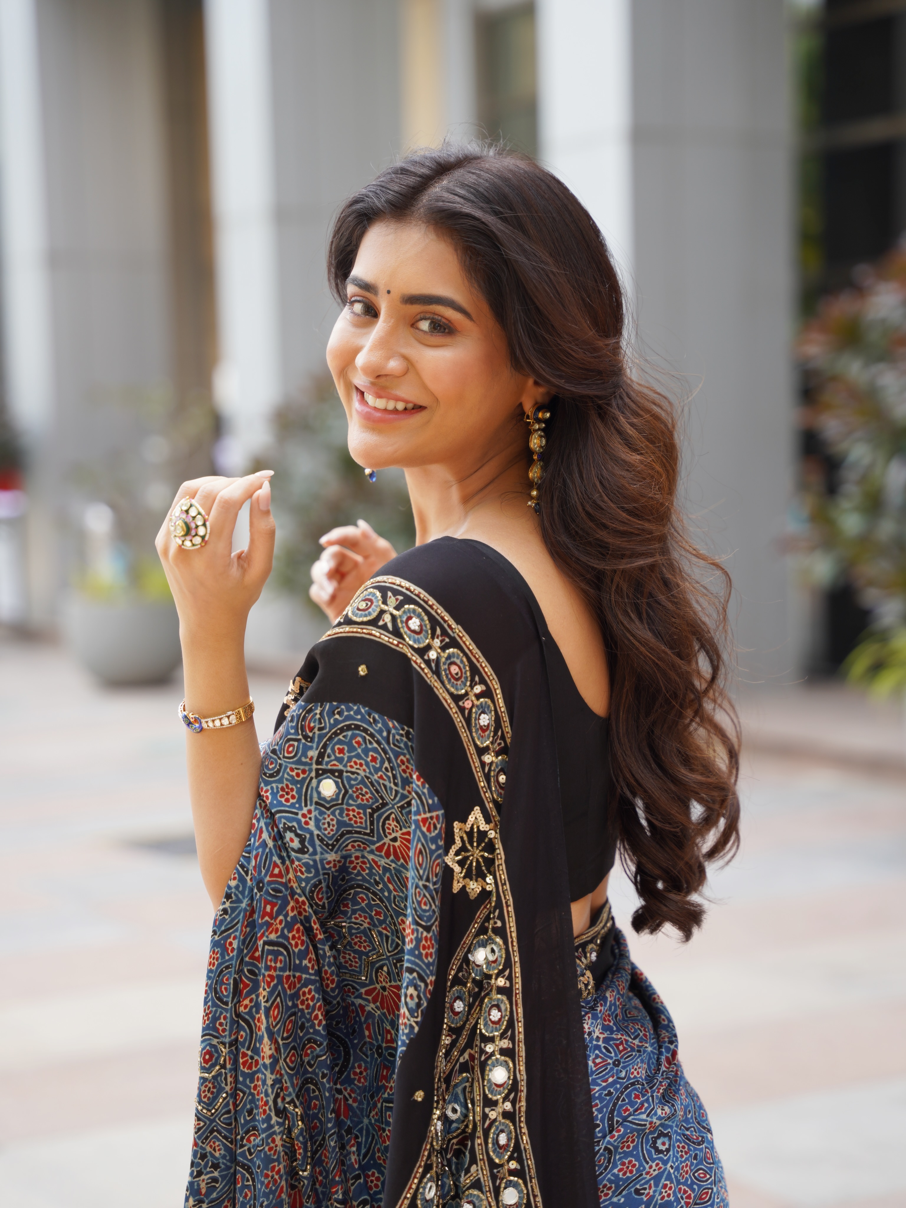 Rashi Singh photo Gallery