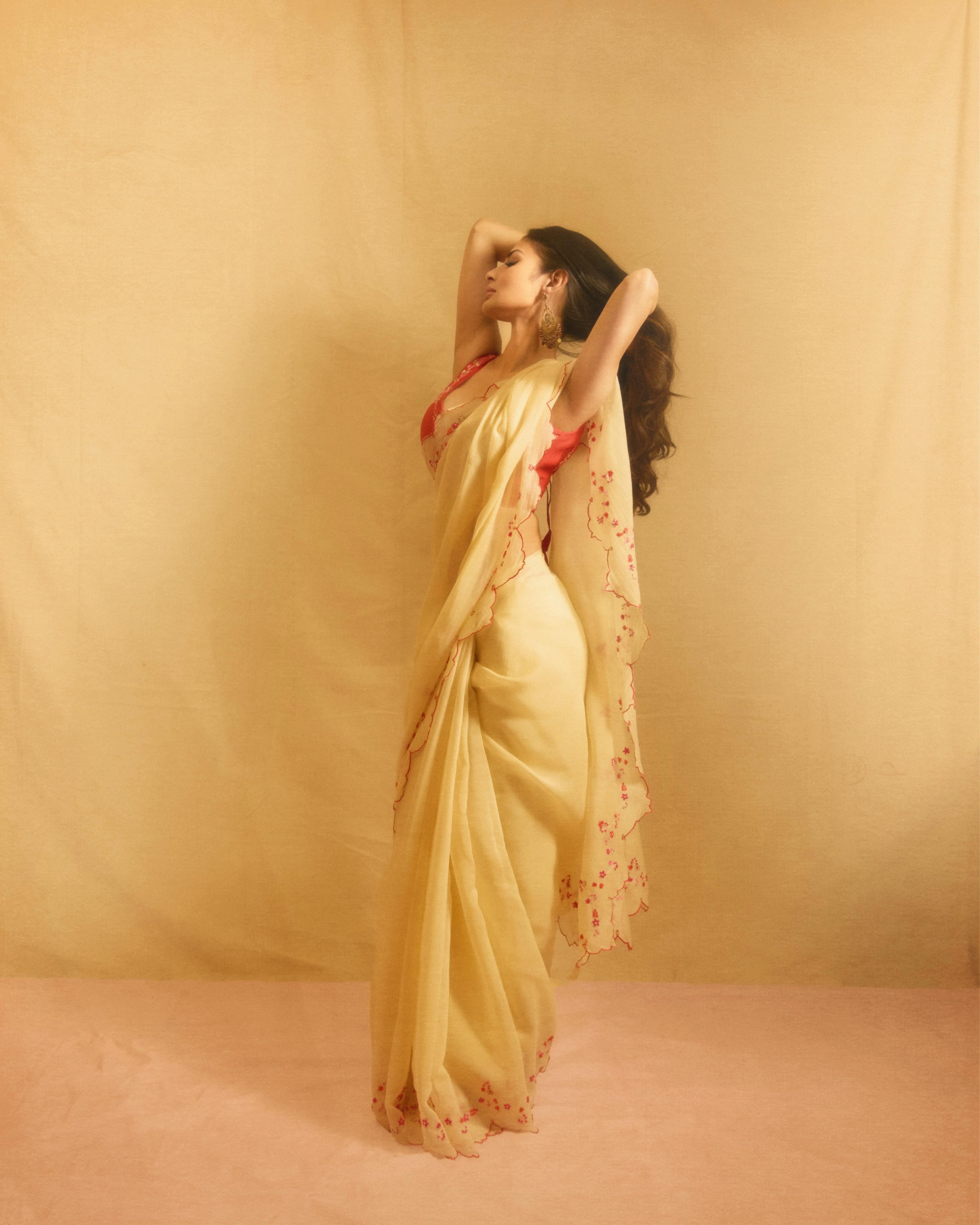 Mouni Roy Photo Gallery