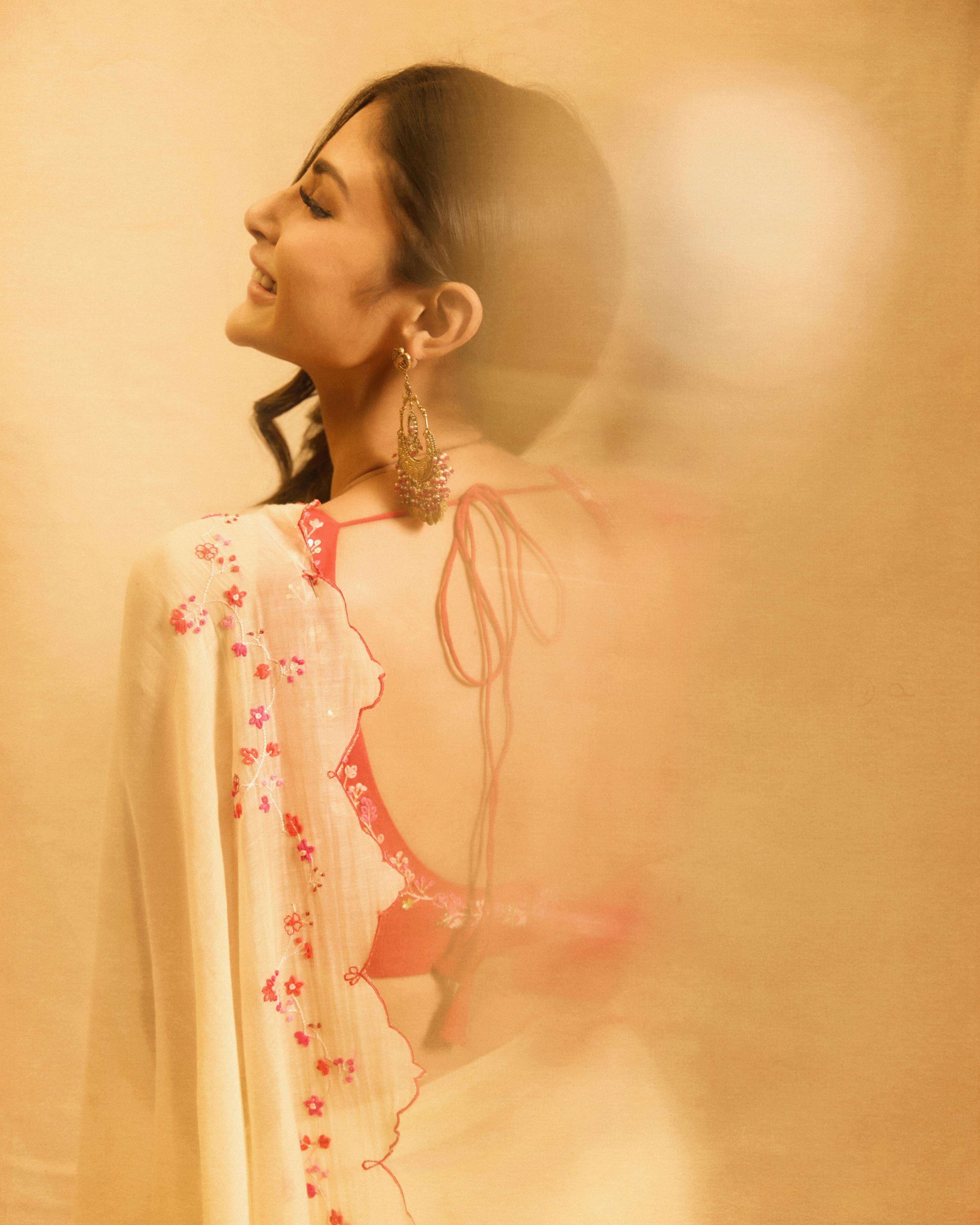 Mouni Roy Photo Gallery