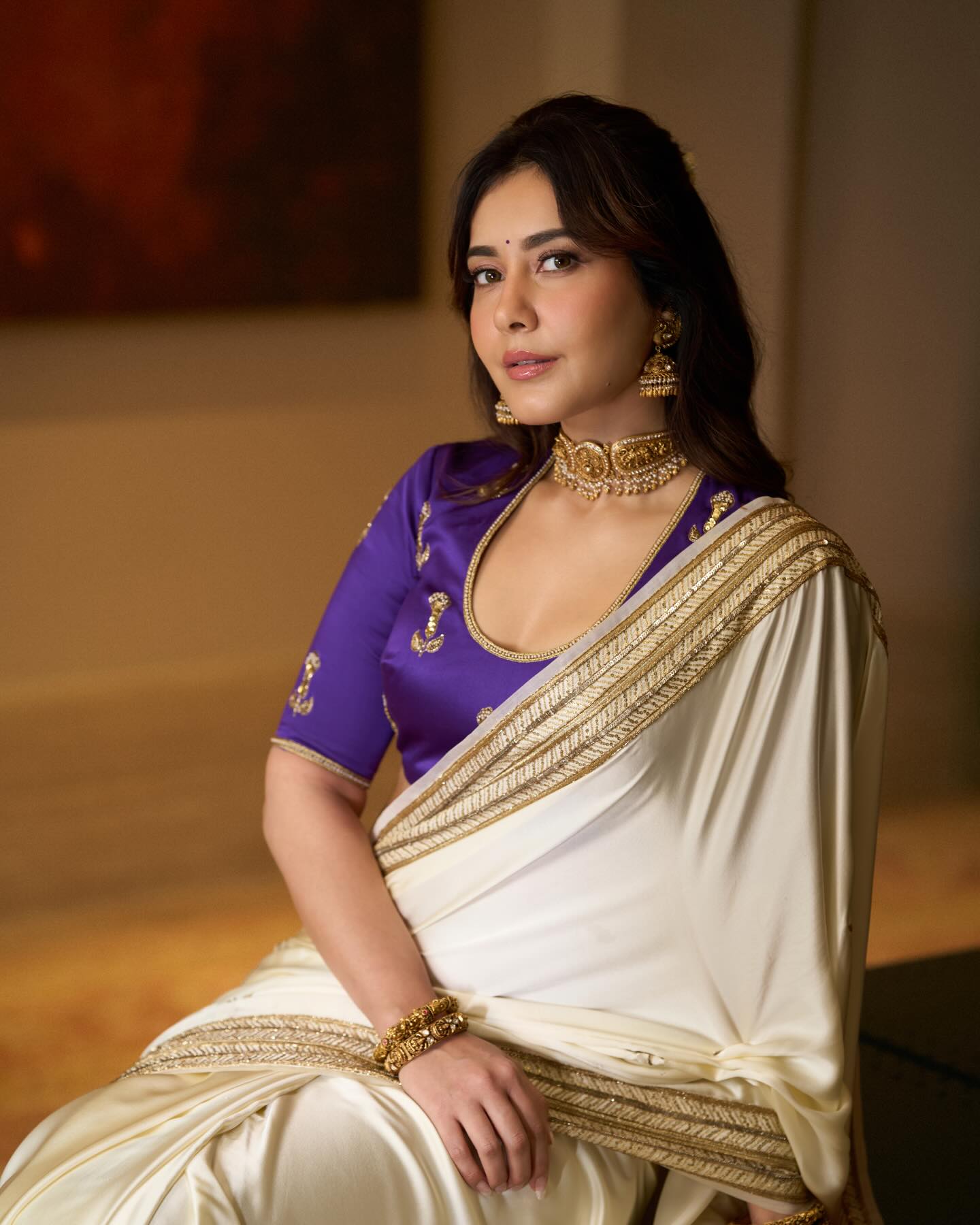 Raashii Khanna Photo Gallery