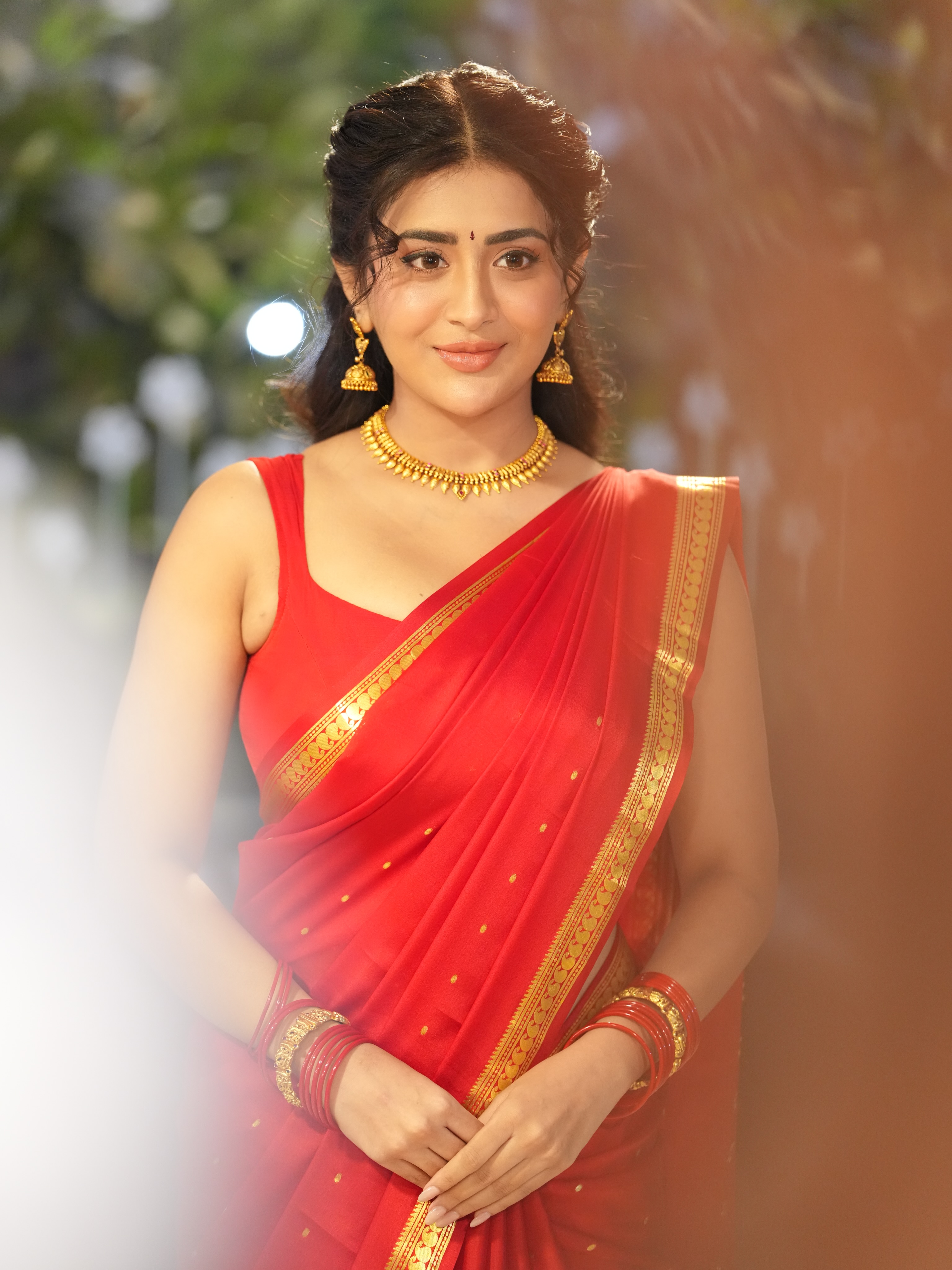 Rashi Singh photo Gallery