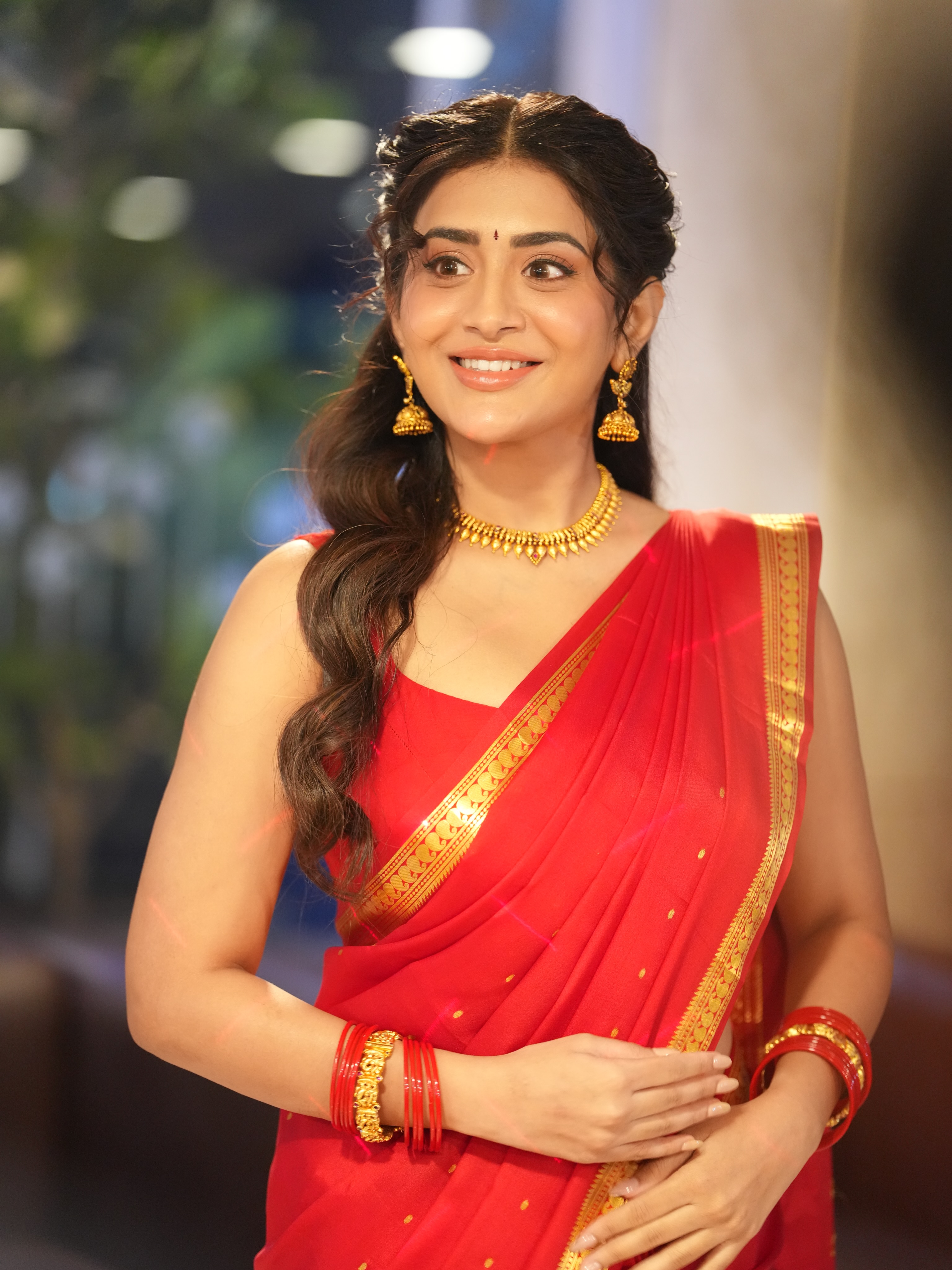 Rashi Singh photo Gallery